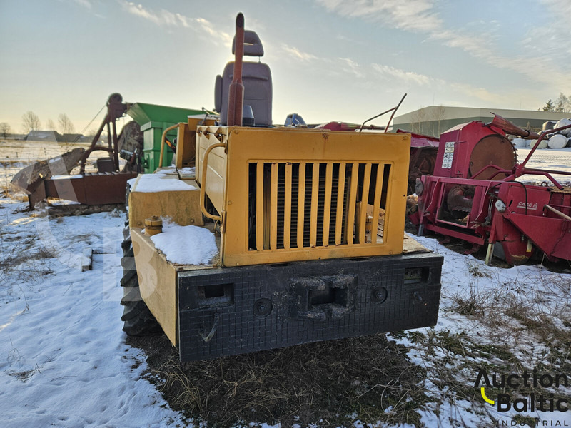 TO-30 - Pá carregadora de rodas: foto 4 TO-30 - Pá carregadora de rodas: foto 4