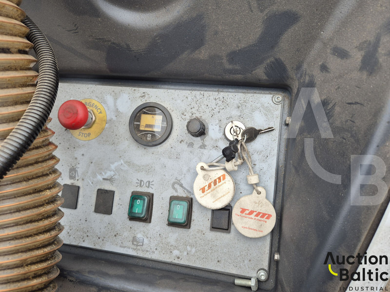 TSM Aria 240 - Varredora urbana: foto 5 TSM Aria 240 - Varredora urbana: foto 5