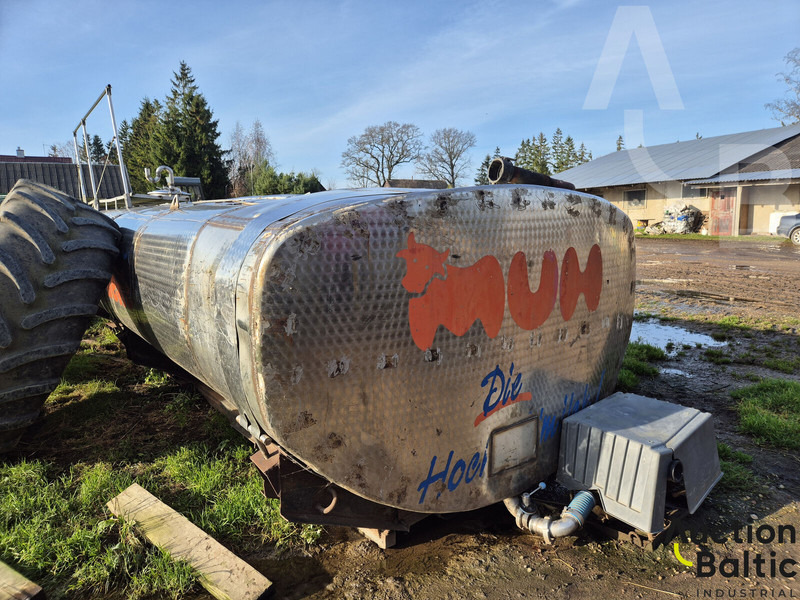 Tank - Camião cisterna: foto 2 Tank - Camião cisterna: foto 2