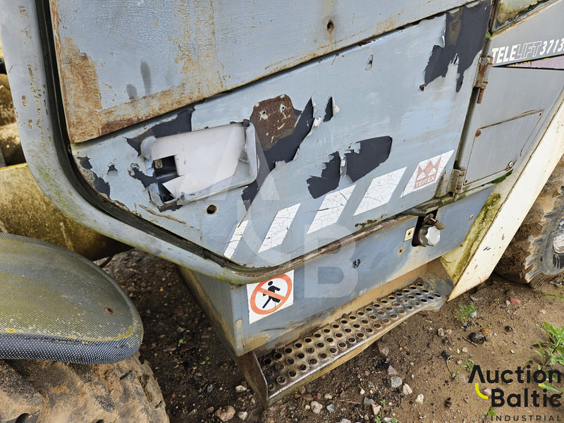 Empilhador telescópico Terex Telelift 3713: foto 15