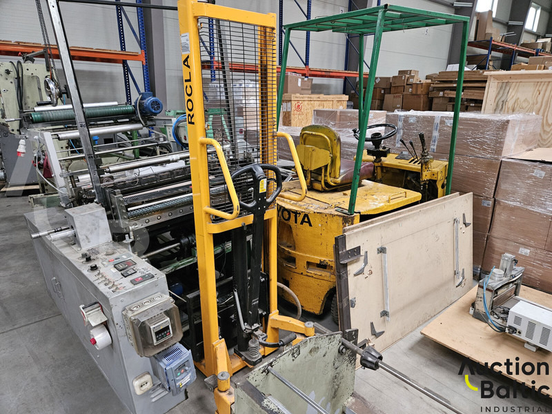 Toyota 12 units of devices - Empilhador: foto 1 Toyota 12 units of devices - Empilhador: foto 1