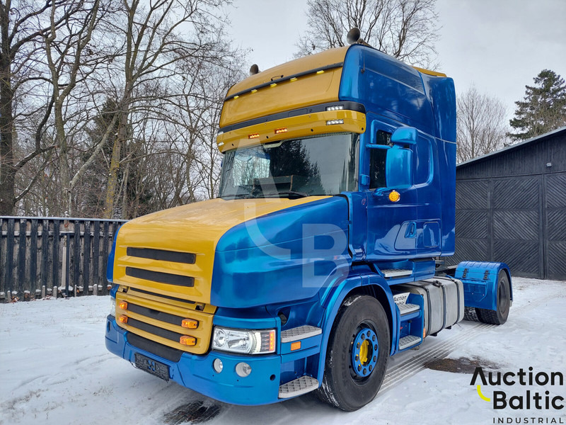 Scania T 114 LA - Tractor: foto 1 Scania T 114 LA - Tractor: foto 1