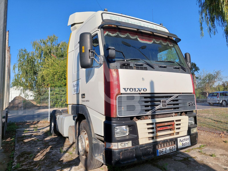 Volvo FH12 - Tractor: foto 2 Volvo FH12 - Tractor: foto 2