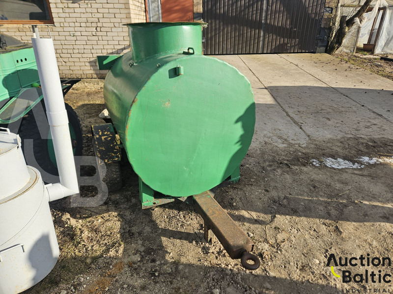 Trailer with tank - Reboque cisterna: foto 5 Trailer with tank - Reboque cisterna: foto 5