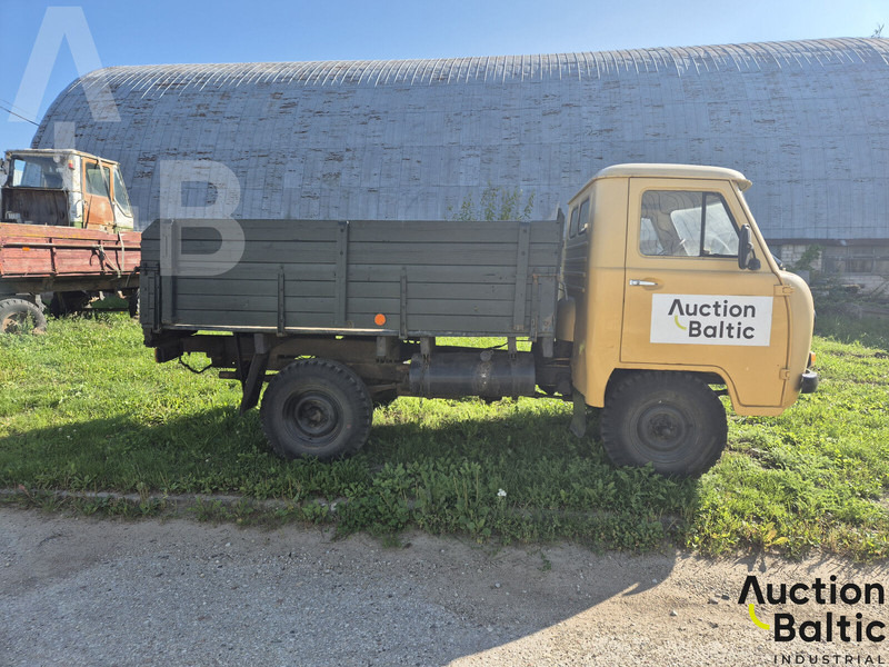 UAZ UAZ 3303 - Carrinha de caixa aberta: foto 3 UAZ UAZ 3303 - Carrinha de caixa aberta: foto 3