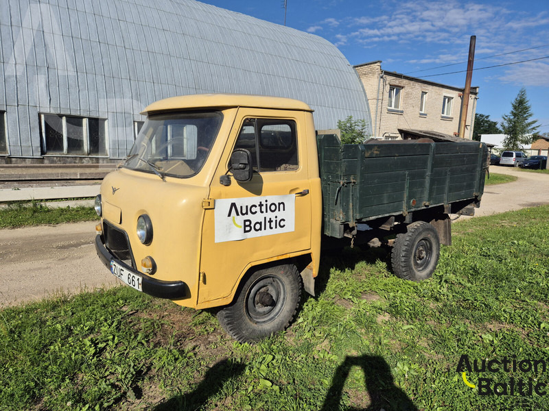 UAZ UAZ 3303 - Carrinha de caixa aberta: foto 1 UAZ UAZ 3303 - Carrinha de caixa aberta: foto 1