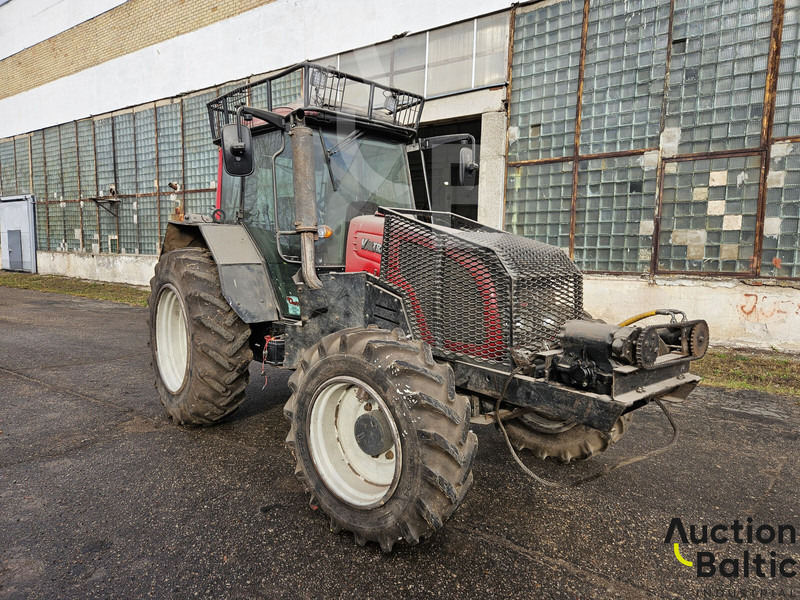 Valtra A 93H - Trator: foto 2 Valtra A 93H - Trator: foto 2