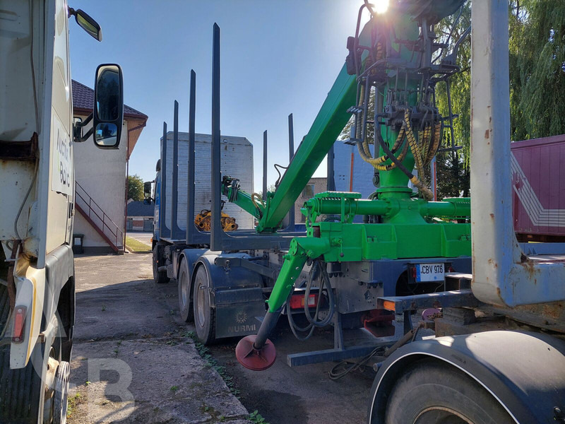 Volvo FH12 - Camião de transporte de madeira: foto 4 Volvo FH12 - Camião de transporte de madeira: foto 4