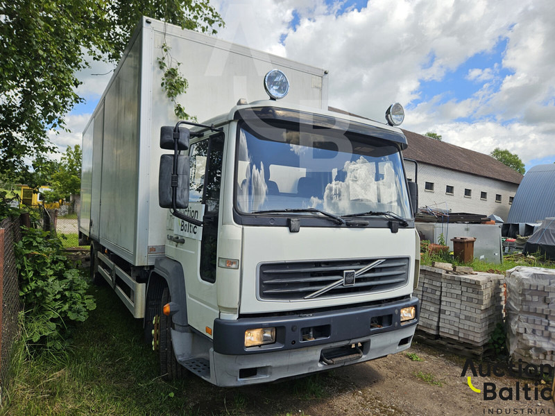 Volvo FL615 - Camião furgão: foto 2 Volvo FL615 - Camião furgão: foto 2