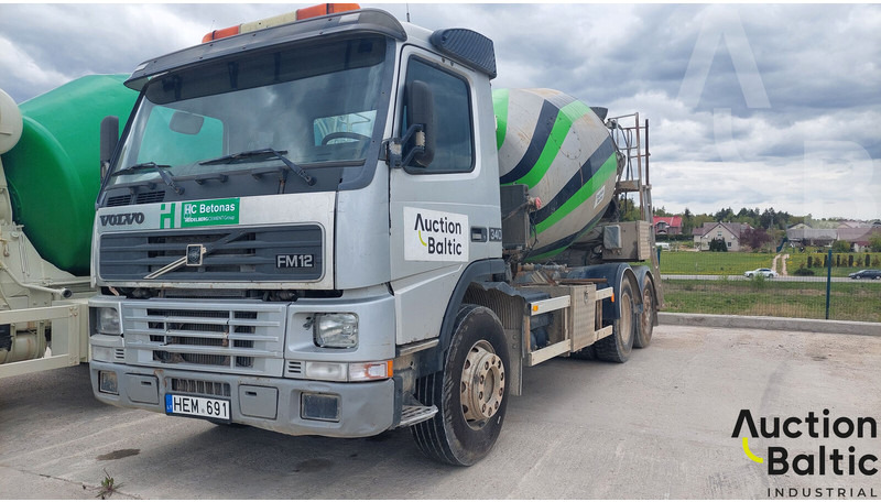 Volvo FM12 - Camião betoneira: foto 1 Volvo FM12 - Camião betoneira: foto 1