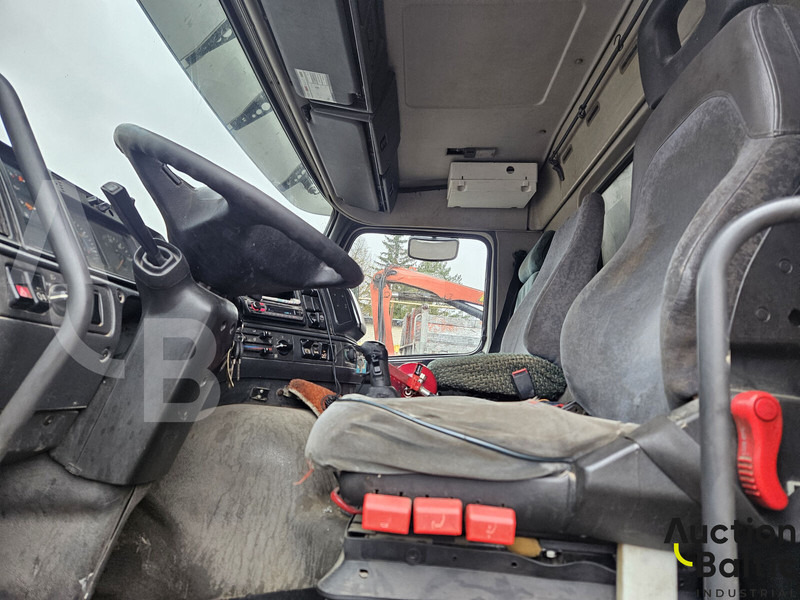 Caminhão de lixo Volvo FM7: foto 6 Caminhão de lixo Volvo FM7: foto 6