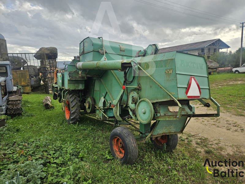 Westerasmaskiner AB AKTIV 800 - Ceifeira debulhadora: foto 4 Westerasmaskiner AB AKTIV 800 - Ceifeira debulhadora: foto 4