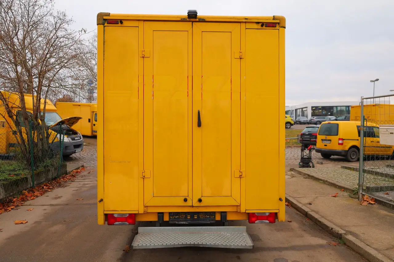 Iveco C30C/ Daily - Carrinha de contentor: foto 5 Iveco C30C/ Daily - Carrinha de contentor: foto 5