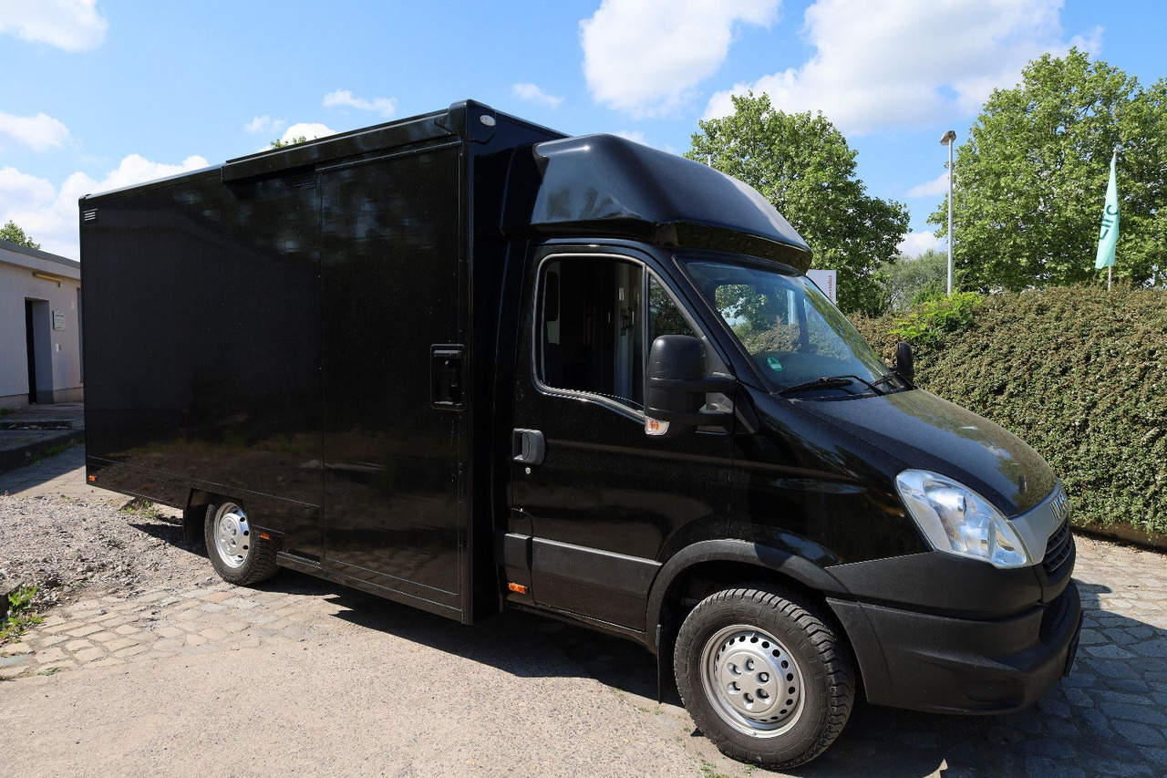 Iveco IS35SI2AA Daily/Luftfeder/Foodtruck - Carrinha de contentor: foto 4 Iveco IS35SI2AA Daily/Luftfeder/Foodtruck - Carrinha de contentor: foto 4