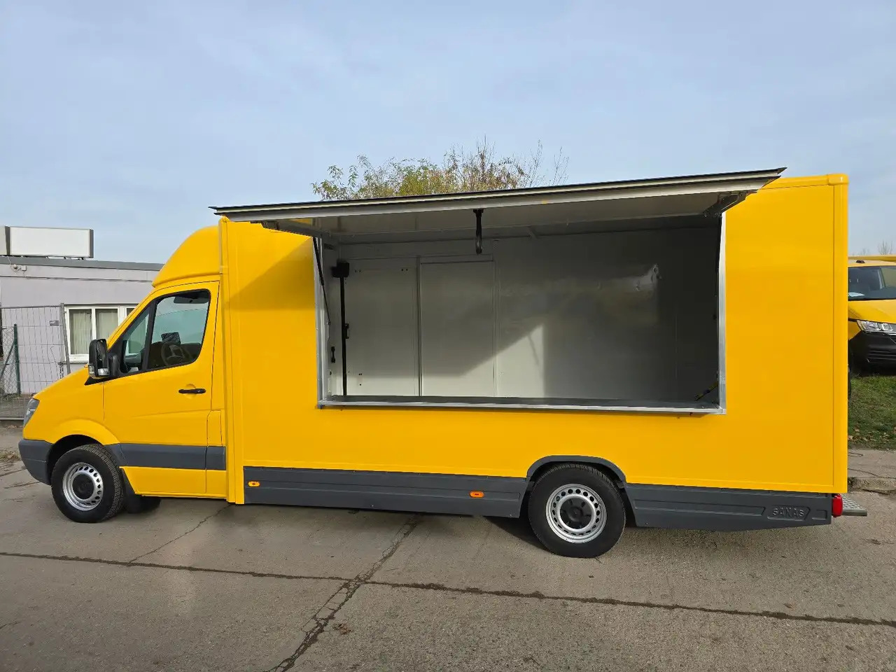 Mercedes-Benz Sprinter/Foodtruck/ 1. Hand - Food truck: foto 3 Mercedes-Benz Sprinter/Foodtruck/ 1. Hand - Food truck: foto 3