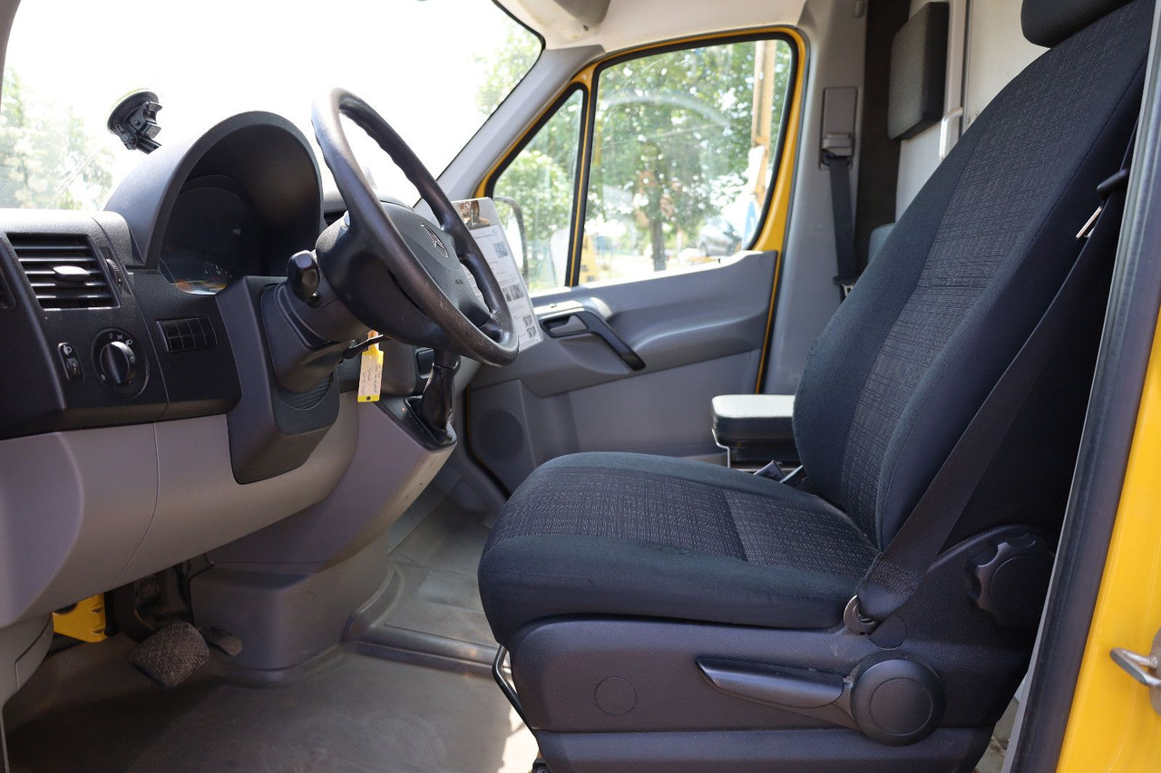 Mercedes-Benz Sprinter II Pritsche/ Koffer/Regalsystem - Carrinha de contentor: foto 4 Mercedes-Benz Sprinter II Pritsche/ Koffer/Regalsystem - Carrinha de contentor: foto 4