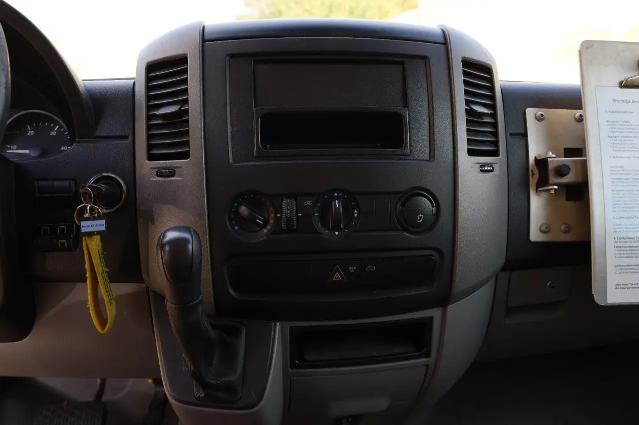 Carrinha de contentor Mercedes-Benz Sprinter/Koffer/Regalsystem/ EU5/ 1. Hand: foto 11 Carrinha de contentor Mercedes-Benz Sprinter/Koffer/Regalsystem/ EU5/ 1. Hand: foto 11