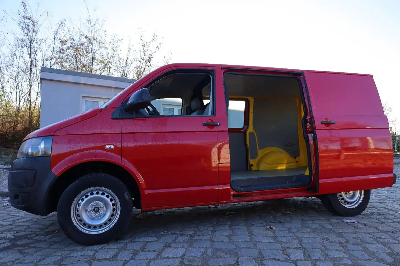 Volkswagen T5 Transporter Kasten-Kombi 2.0 TDI/EU5/1.Hand - Furgão: foto 5 Volkswagen T5 Transporter Kasten-Kombi 2.0 TDI/EU5/1.Hand - Furgão: foto 5