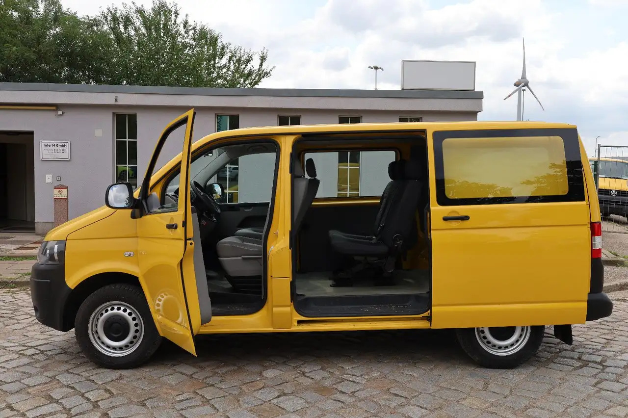 Volkswagen T5 Transporter Kasten-Kombi 2.0 TDI/EU5/5-Sitze - Automóvel: foto 1 Volkswagen T5 Transporter Kasten-Kombi 2.0 TDI/EU5/5-Sitze - Automóvel: foto 1