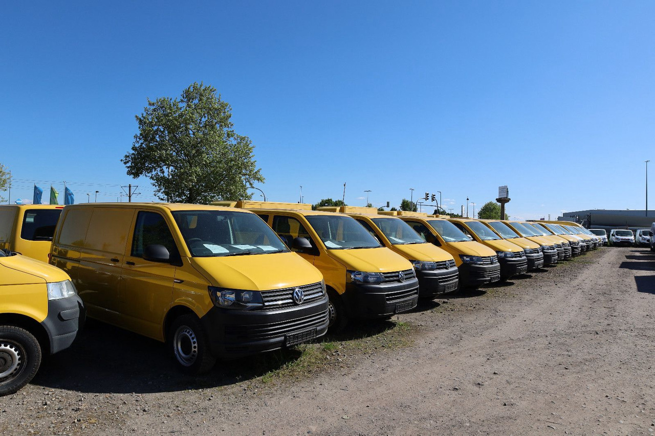 Volkswagen T5 Transporter Kasten-Kombi 2.0 TDI/EU5/5-Sitze - Furgão de passageiros: foto 2 Volkswagen T5 Transporter Kasten-Kombi 2.0 TDI/EU5/5-Sitze - Furgão de passageiros: foto 2