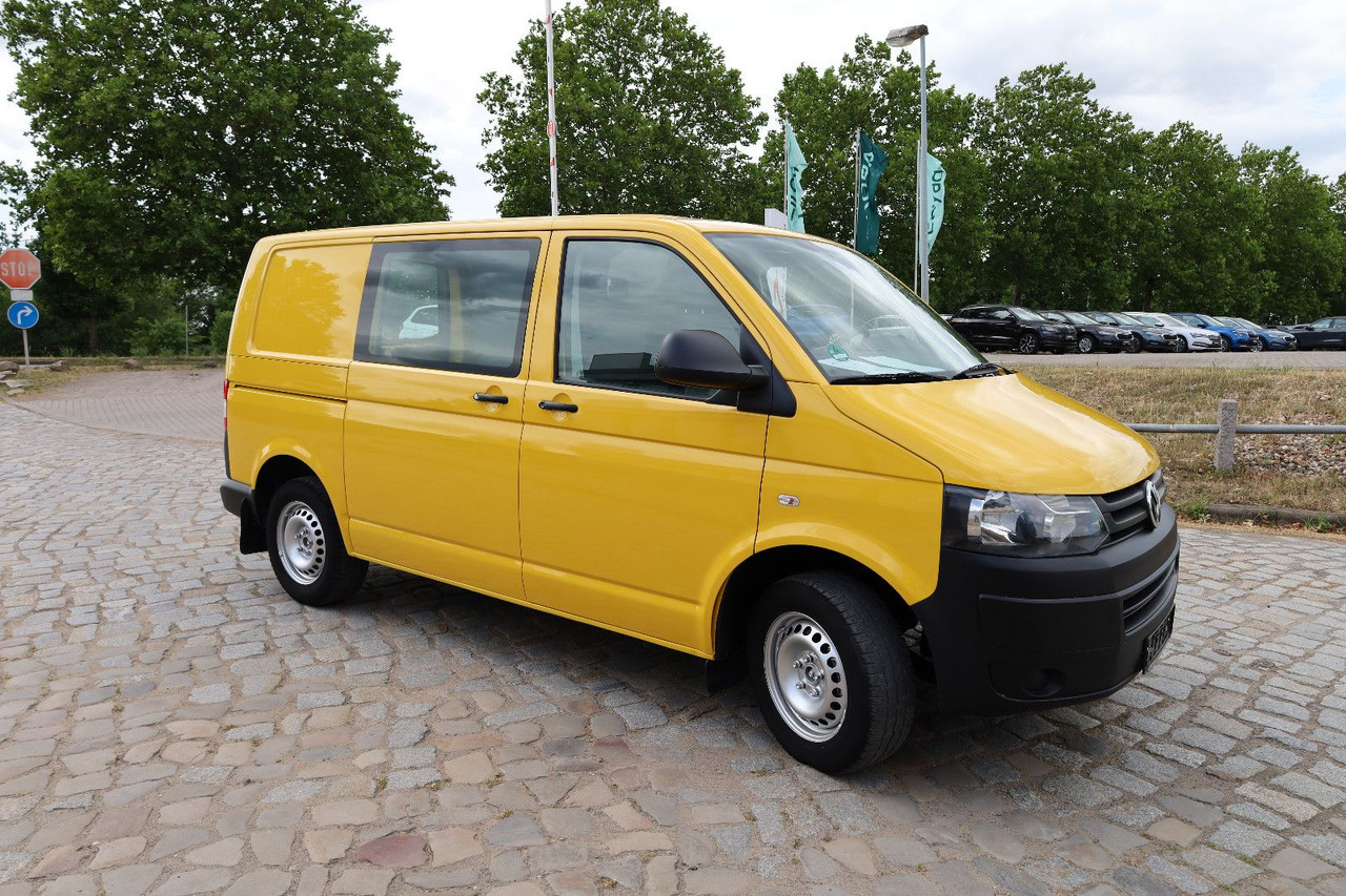 Volkswagen T5 Transporter Kasten-Kombi 2.0 TDI/EU5 - Furgão compacto: foto 2 Volkswagen T5 Transporter Kasten-Kombi 2.0 TDI/EU5 - Furgão compacto: foto 2
