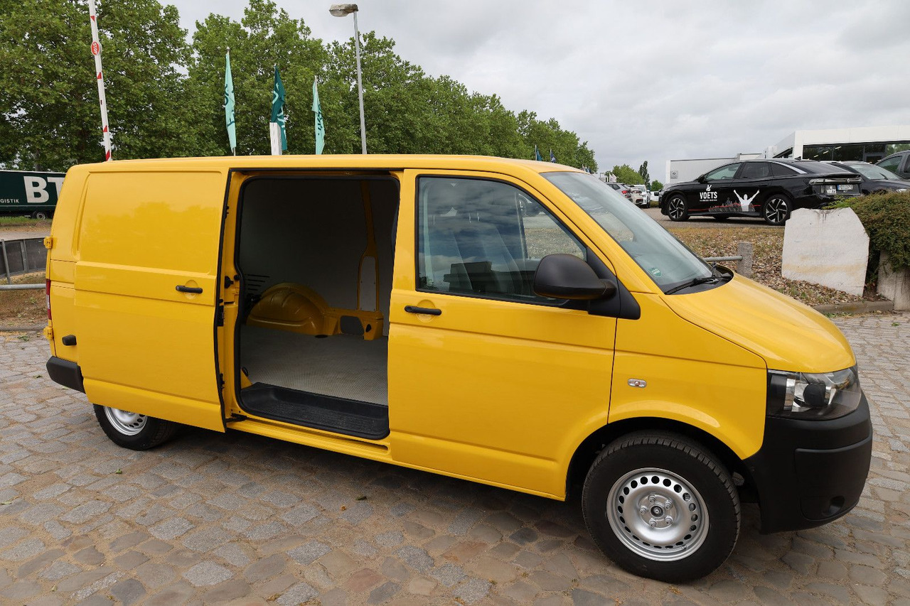 Volkswagen T5 Transporter MAXI 2.0 TDI/EU5/Flügeltüren - Furgão compacto: foto 4 Volkswagen T5 Transporter MAXI 2.0 TDI/EU5/Flügeltüren - Furgão compacto: foto 4