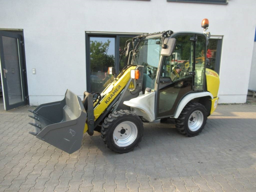 Kramer 5035 neuer Schaufel neue Reifen 33PS Motor - Pá carregadora de rodas: foto 1 Kramer 5035 neuer Schaufel neue Reifen 33PS Motor - Pá carregadora de rodas: foto 1