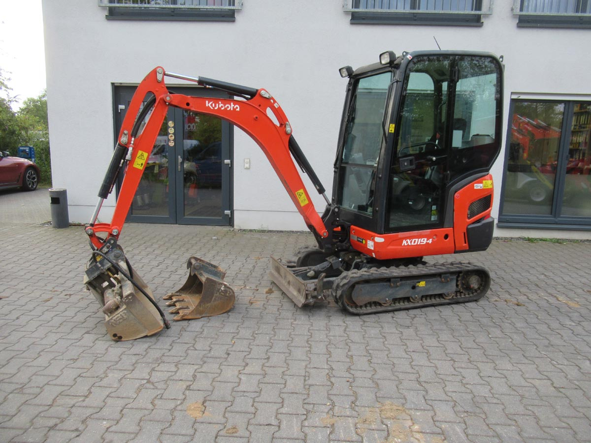 Kubota KX019-4 - Mini escavadeira: foto 1 Kubota KX019-4 - Mini escavadeira: foto 1
