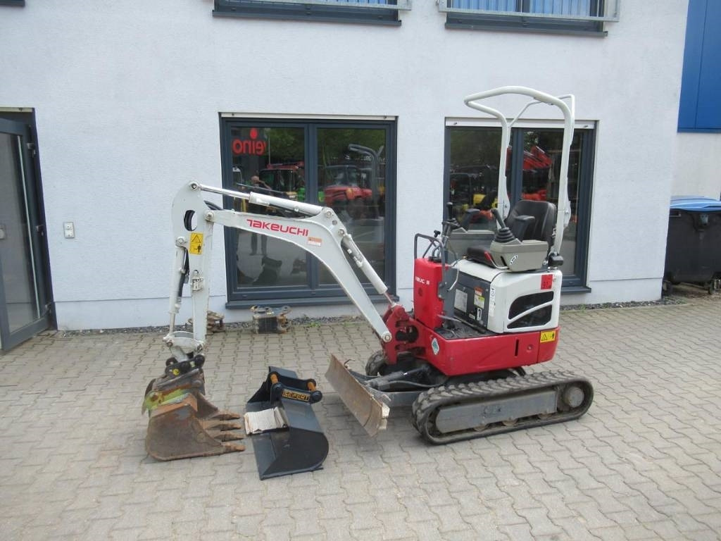 Takeuchi TB 210 R - Mini escavadeira: foto 1 Takeuchi TB 210 R - Mini escavadeira: foto 1