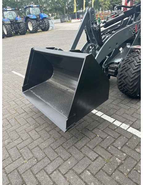 Tobroco Grondbak 130 cm Giant aanspan - Balde para Máquina de construção: foto 3 Tobroco Grondbak 130 cm Giant aanspan - Balde para Máquina de construção: foto 3