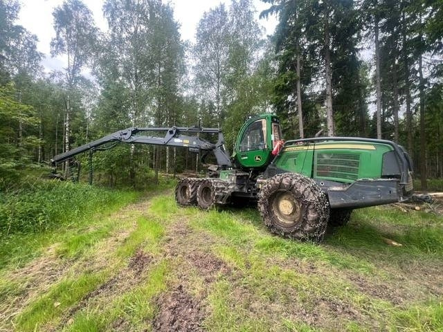 John Deere 1170 G - Harvester: foto 3 John Deere 1170 G - Harvester: foto 3