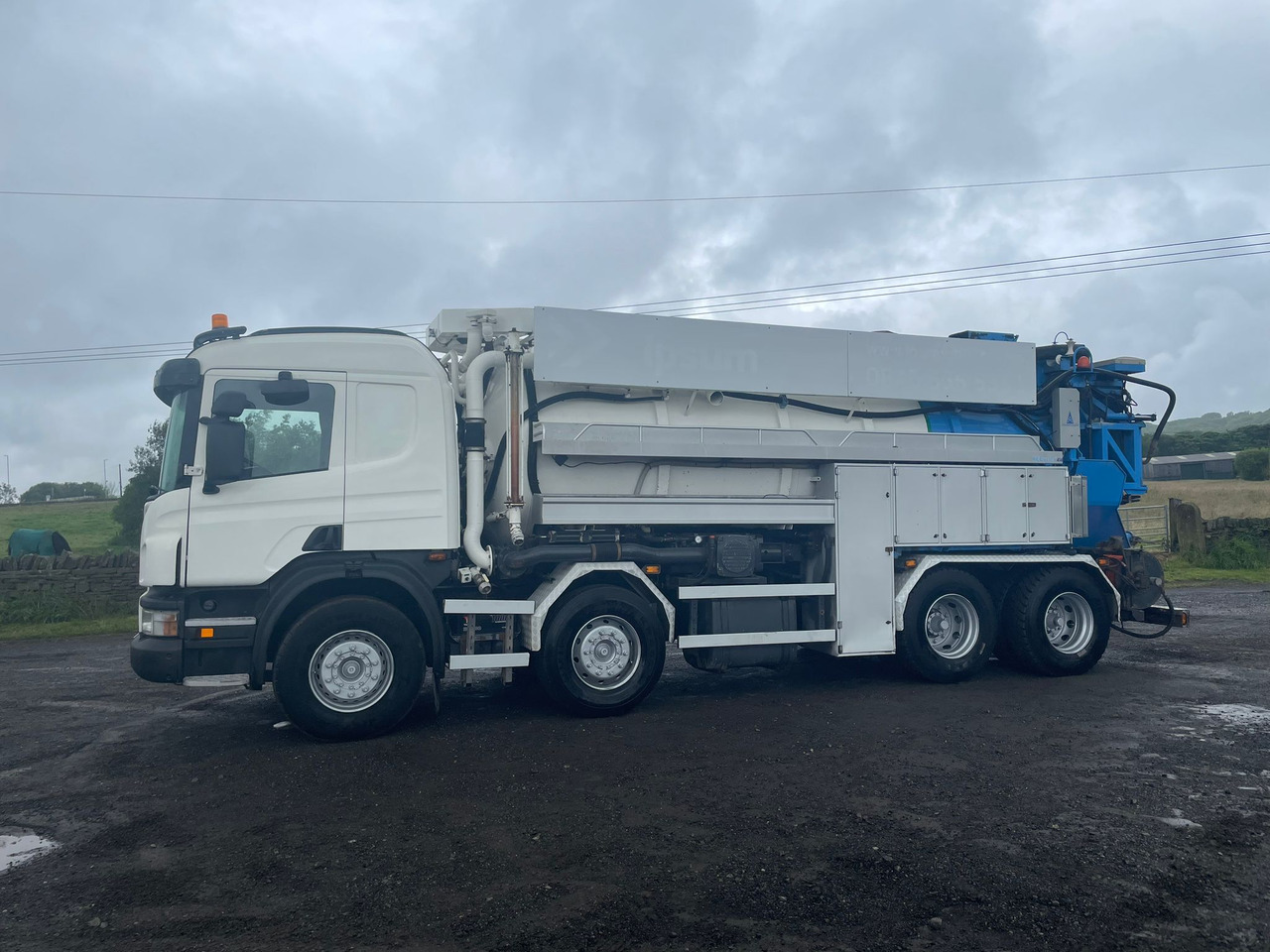 Scania P420 JHL combi tanker recykler - Caminhão limpa fossa: foto 1 Scania P420 JHL combi tanker recykler - Caminhão limpa fossa: foto 1