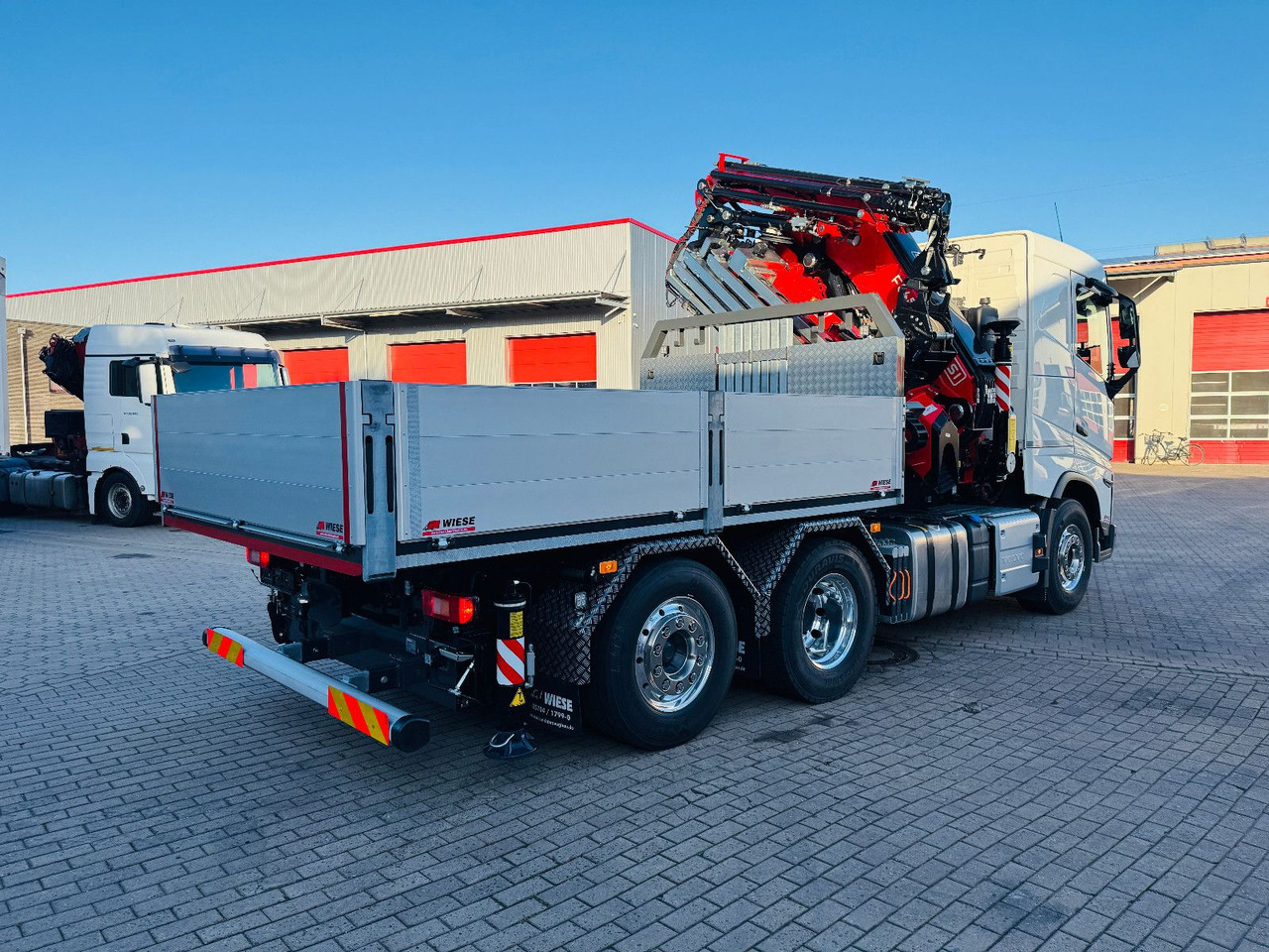 Volvo FH500 6x2 mit Fassi F545 2.27 JIB Winde sofort - Camião, Camião grua: foto 2 Volvo FH500 6x2 mit Fassi F545 2.27 JIB Winde sofort - Camião, Camião grua: foto 2
