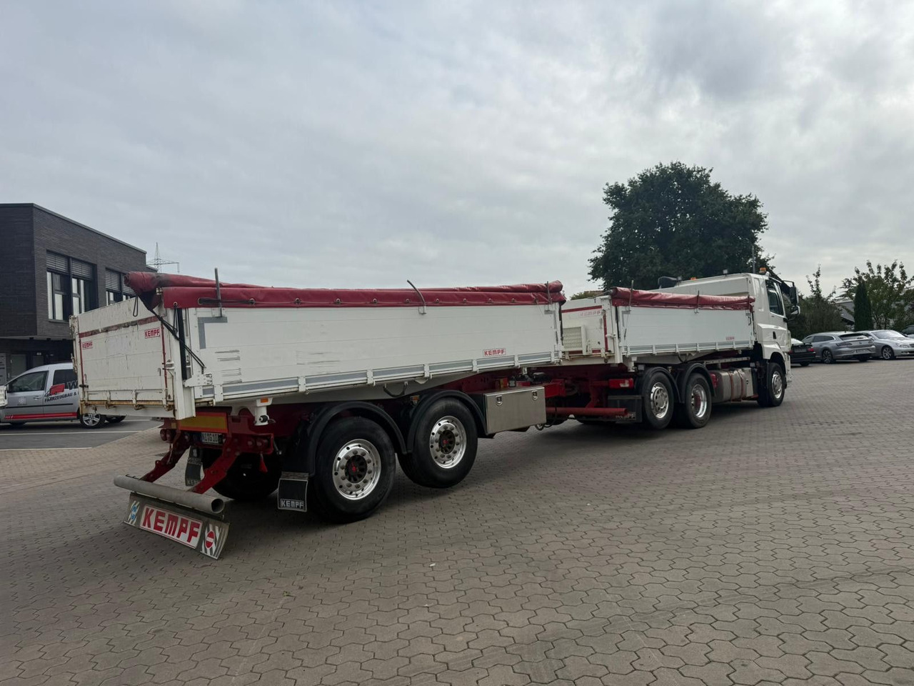 DAF CF 480 FAN 6x2 Dreiseitenkipper Inkl. Anhänger - Camião basculante: foto 5 DAF CF 480 FAN 6x2 Dreiseitenkipper Inkl. Anhänger - Camião basculante: foto 5