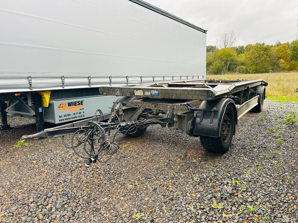 Fliegl ZPS 180 Abrollanhänger, Außenrollen - Reboque ampliroll/ Multibenne: foto 4 Fliegl ZPS 180 Abrollanhänger, Außenrollen - Reboque ampliroll/ Multibenne: foto 4