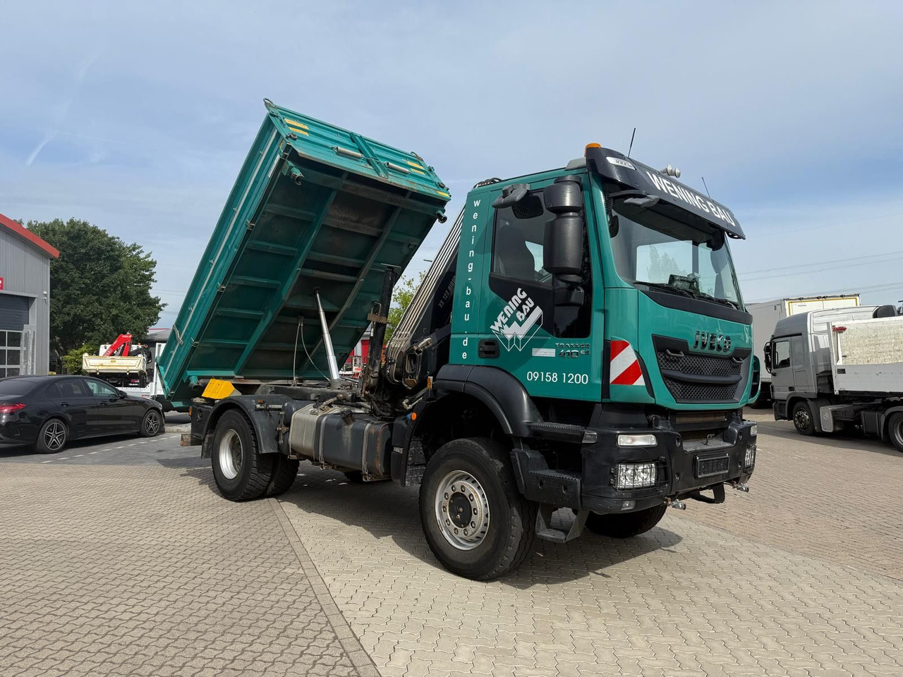 Iveco AD190 T/W Trakker 410 4x4 Allrad Kran KipperHIAB - Camião basculante, Camião grua: foto 3 Iveco AD190 T/W Trakker 410 4x4 Allrad Kran KipperHIAB - Camião basculante, Camião grua: foto 3
