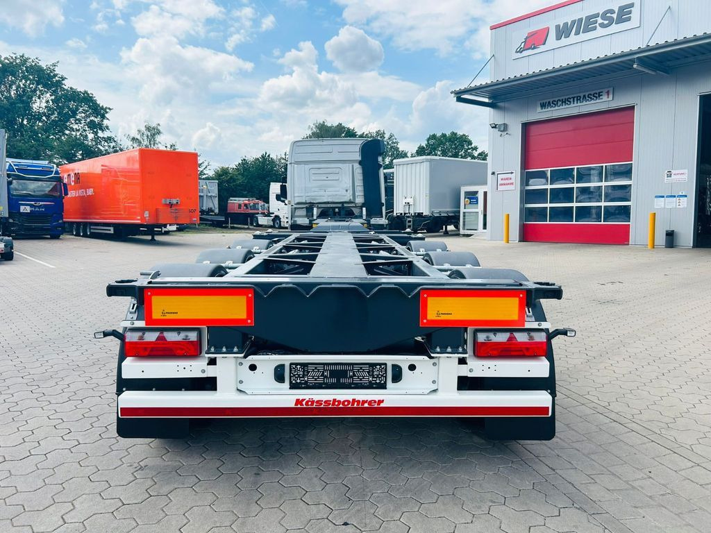 Kässbohrer K.SHG Multi Containerchassis ausziehbar - Semi-reboque transportador de contêineres/ Caixa móvel: foto 2 Kässbohrer K.SHG Multi Containerchassis ausziehbar - Semi-reboque transportador de contêineres/ Caixa móvel: foto 2