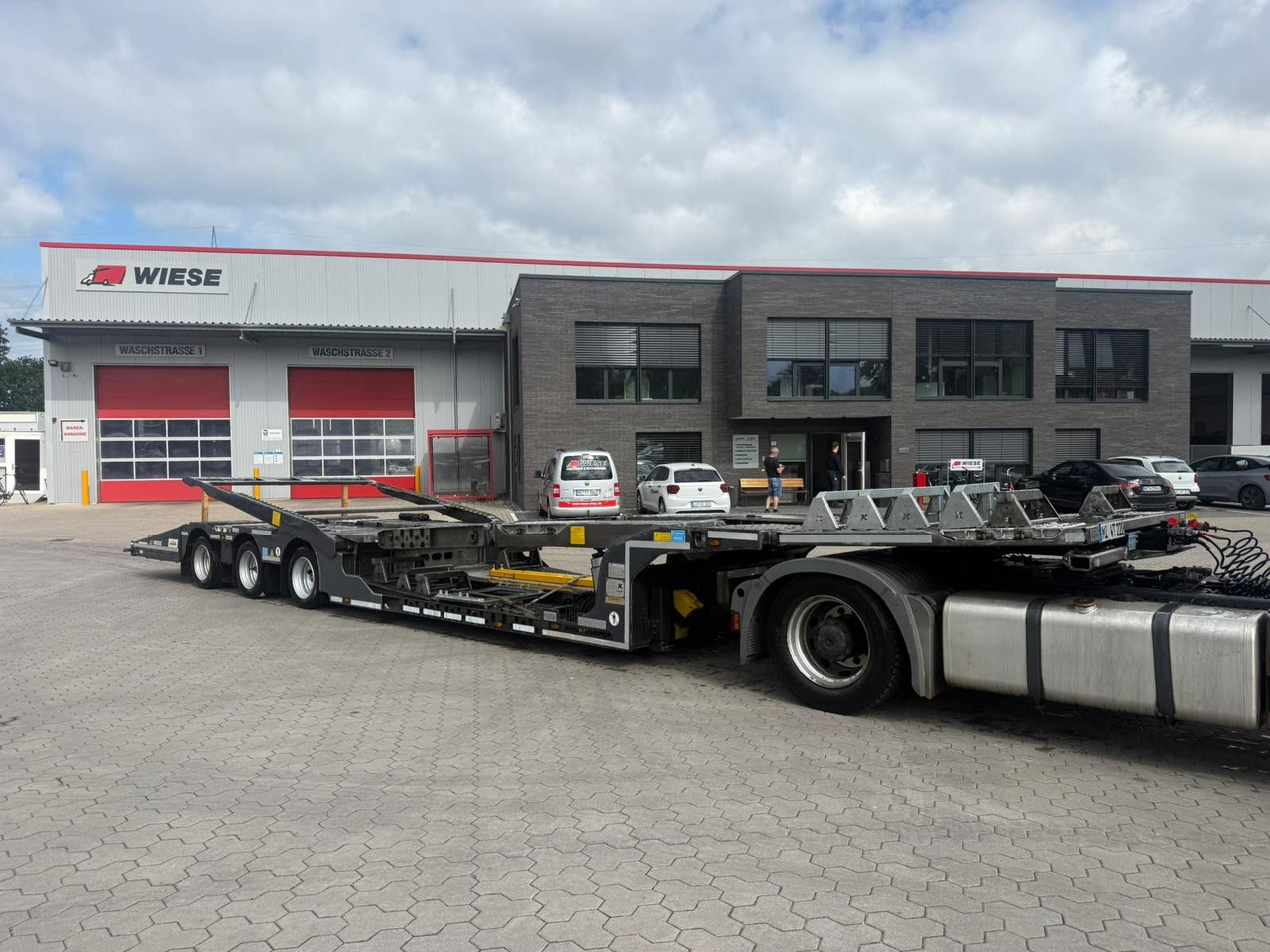Kässbohrer K.SOK Truck/Car Transporter, Novagrau - Semi-reboque transporte de veículos: foto 1 Kässbohrer K.SOK Truck/Car Transporter, Novagrau - Semi-reboque transporte de veículos: foto 1