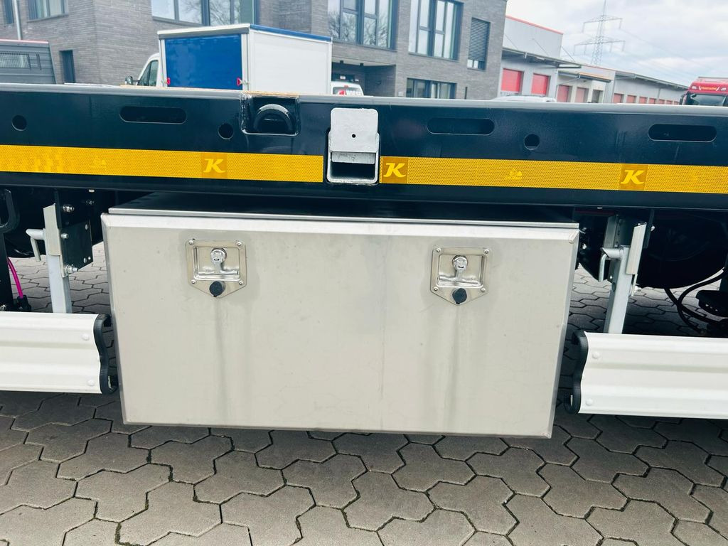 Locação financeira de Kässbohrer SPS Mega Schwerlast Plattform Lenkachse  Kässbohrer SPS Mega Schwerlast Plattform Lenkachse: foto 12