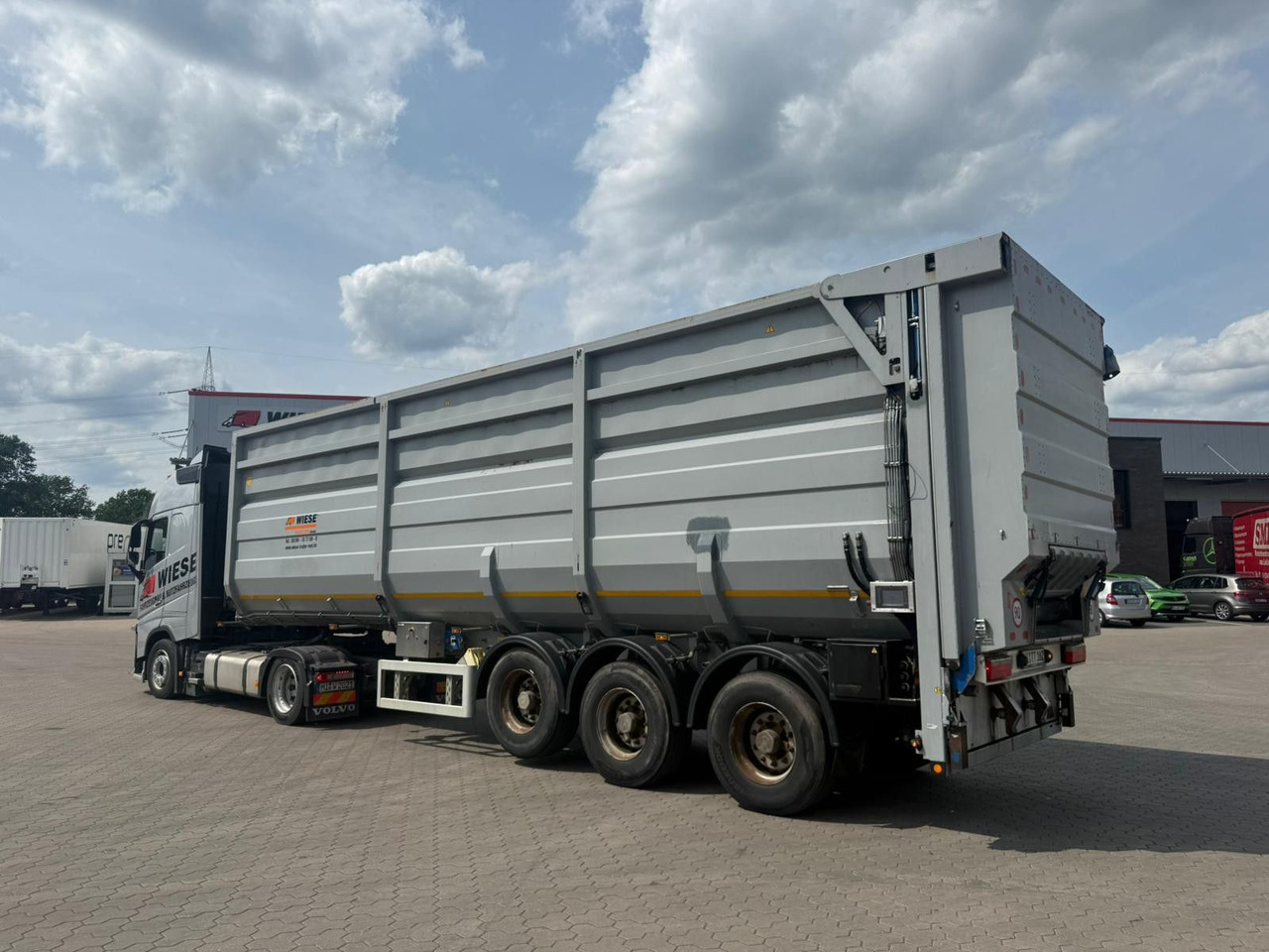 Kotte Kombiauflieger für Gülle und Schüttgut - Semi-reboque cisterna: foto 1 Kotte Kombiauflieger für Gülle und Schüttgut - Semi-reboque cisterna: foto 1