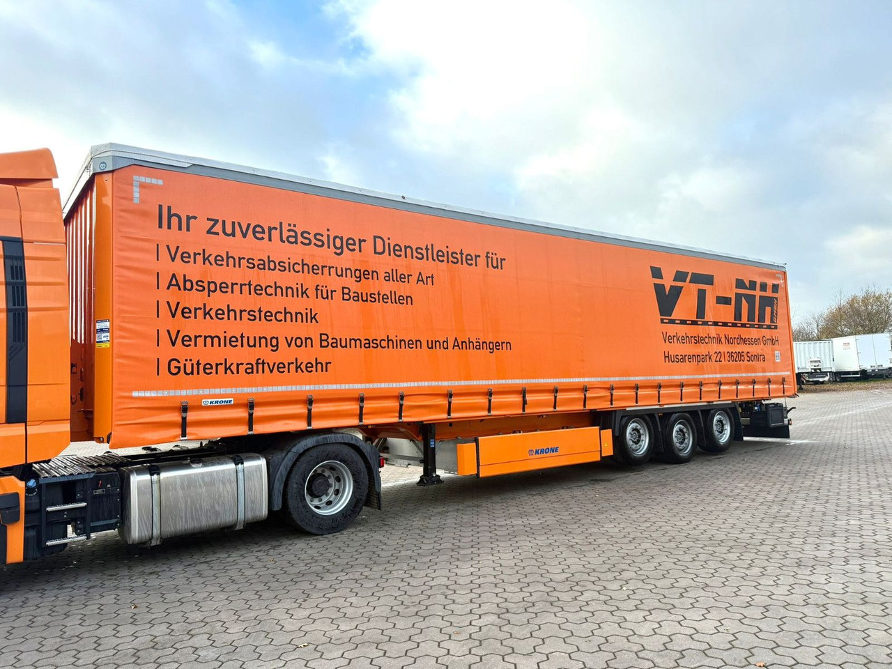 Krone Schiebeplanen Auflieger Wie Neu Code XL - Semi-reboque de lona: foto 2 Krone Schiebeplanen Auflieger Wie Neu Code XL - Semi-reboque de lona: foto 2