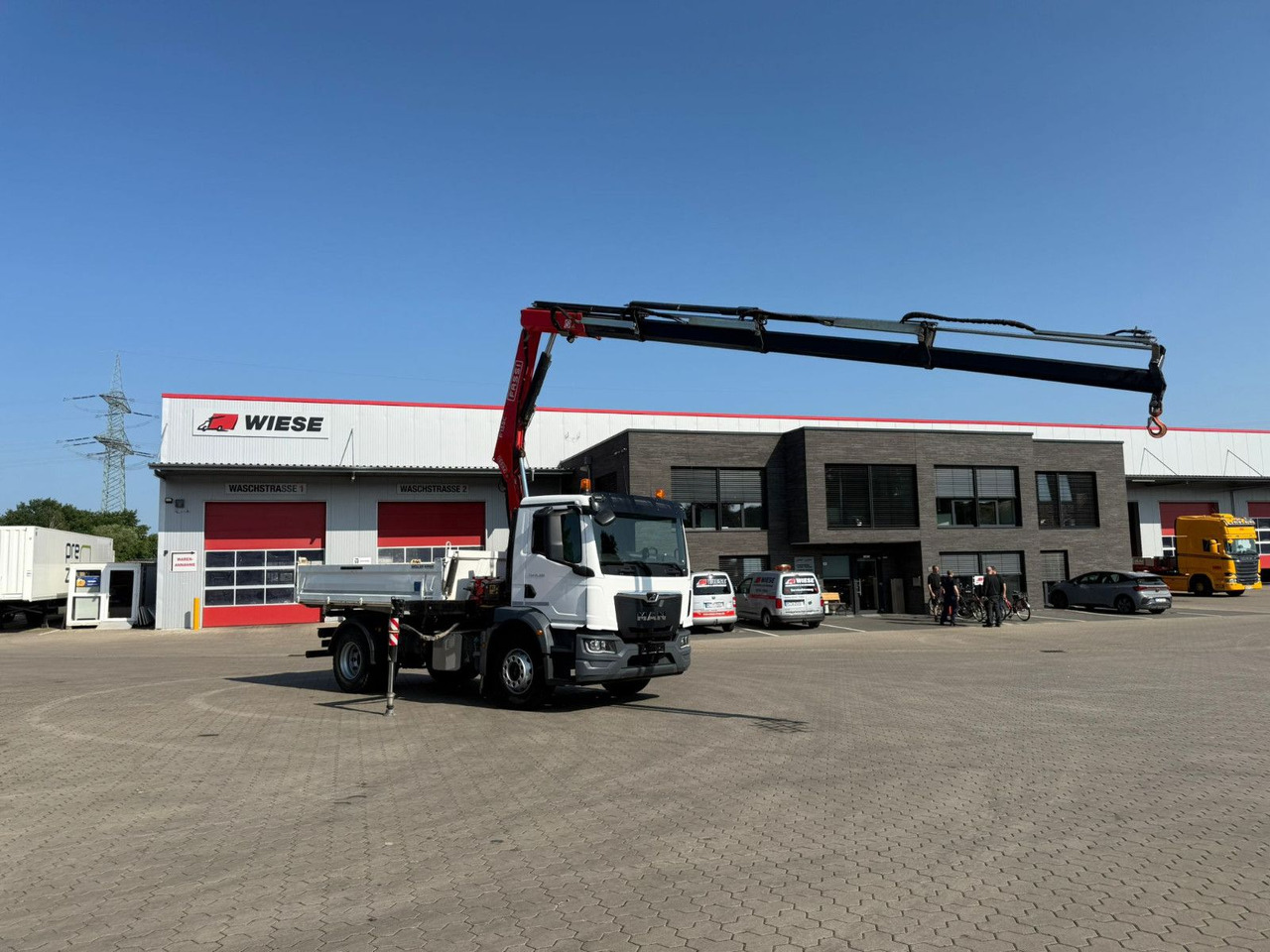 MAN TGM 18.320 4x2 BB Kran Fassi F135 Kipper Meiller - Camião grua: foto 2 MAN TGM 18.320 4x2 BB Kran Fassi F135 Kipper Meiller - Camião grua: foto 2
