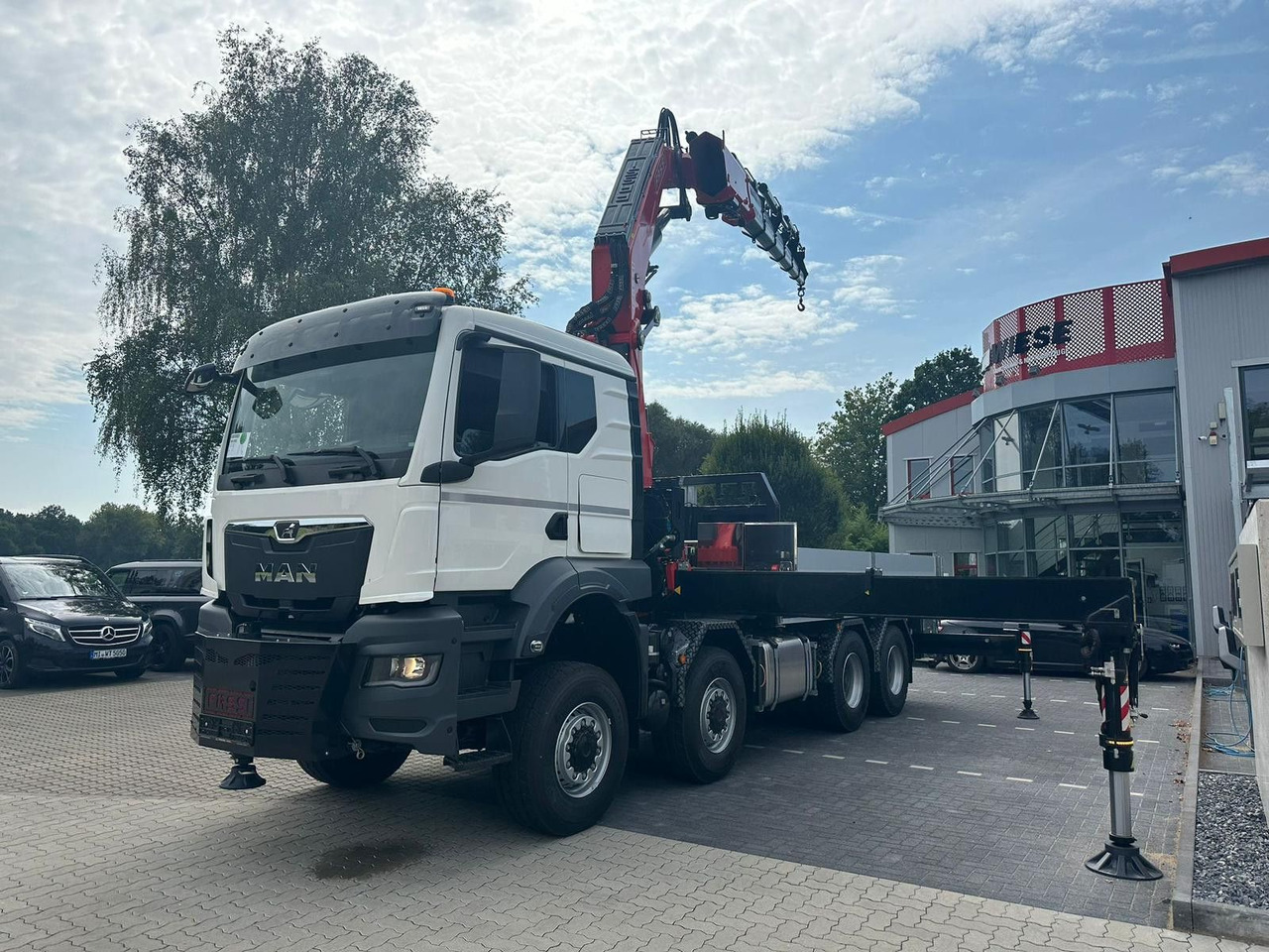 MAN TGS 41.520 8x8 mit Fassi Ladekran F710RA.2.26 - Camião grua: foto 2 MAN TGS 41.520 8x8 mit Fassi Ladekran F710RA.2.26 - Camião grua: foto 2
