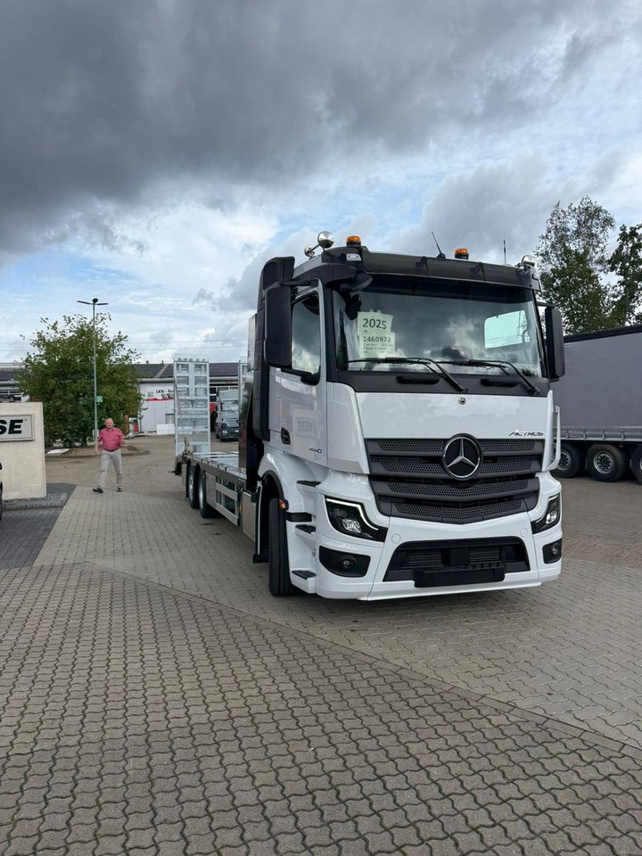 Mercedes-Benz Actros mit Rampen, Maschinentransporter - Caminhão reboque: foto 5 Mercedes-Benz Actros mit Rampen, Maschinentransporter - Caminhão reboque: foto 5