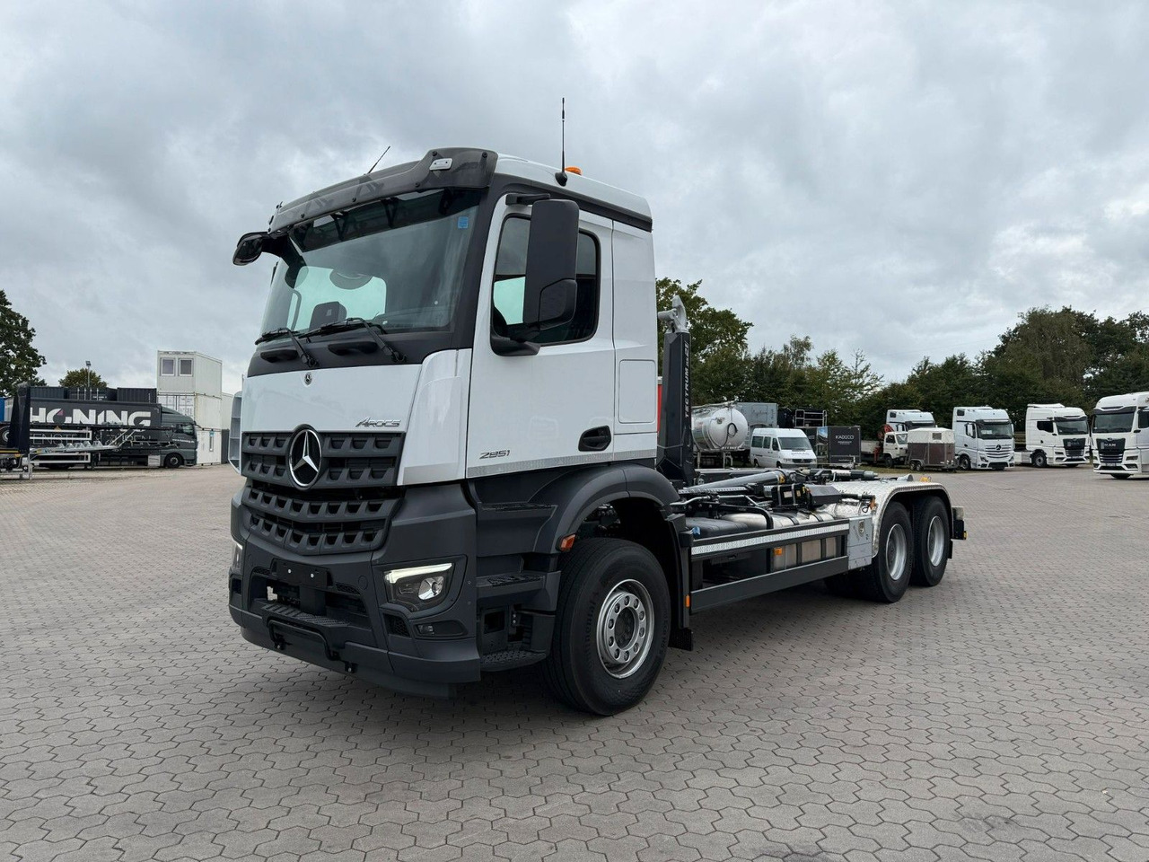 Mercedes-Benz Arocs 5 2651L 6 x4 Meiller RS 2170 - Camião polibenne: foto 3 Mercedes-Benz Arocs 5 2651L 6 x4 Meiller RS 2170 - Camião polibenne: foto 3