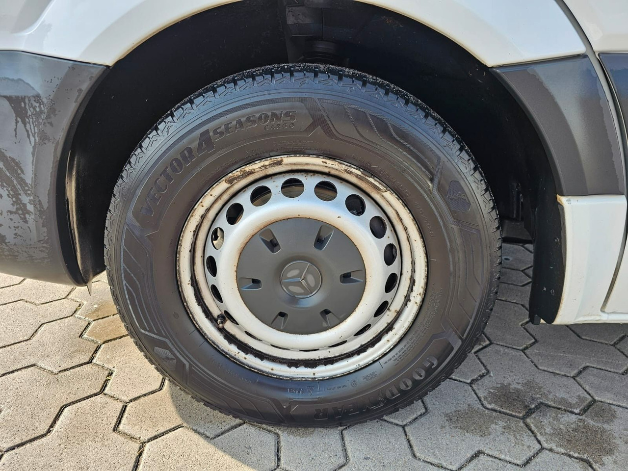 Carrinha de contentor Mercedes-Benz Sprinter mit Kofferaufbau: foto 15
