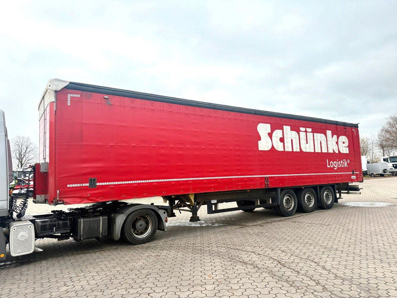 Schmitz Cargobull Speed-Curtainsider - Top Zustand - Semi-reboque de lona: foto 4 Schmitz Cargobull Speed-Curtainsider - Top Zustand - Semi-reboque de lona: foto 4