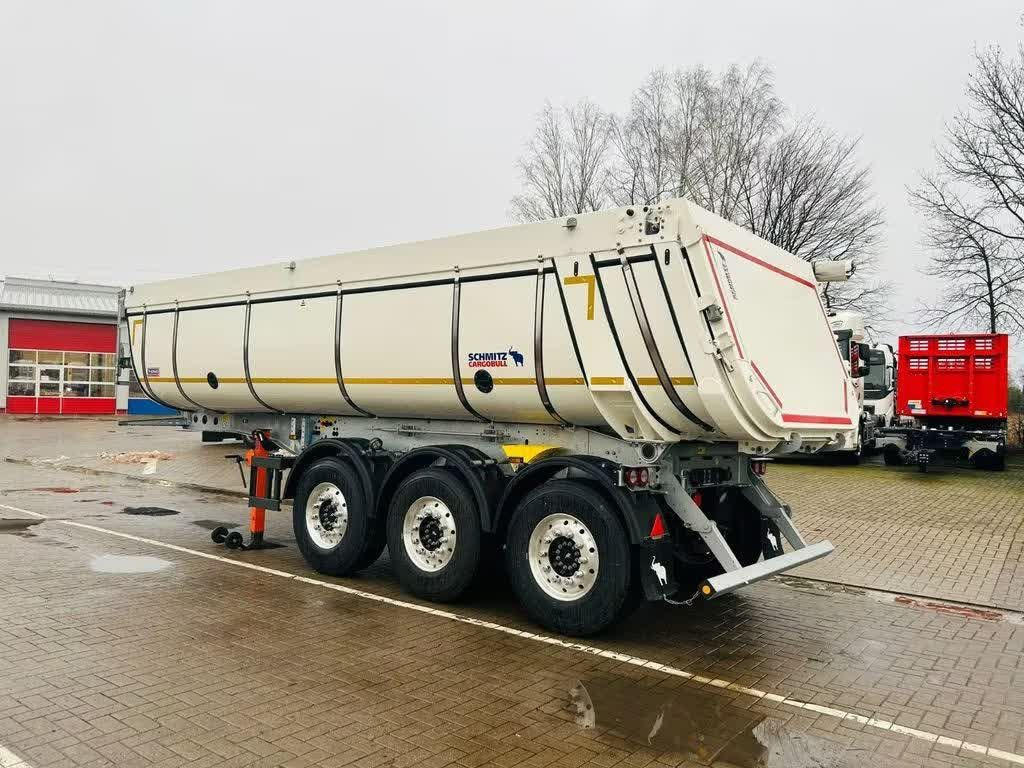 Schmitz Cargobull Thermomulde 24m³ isoliert elektrisches Verdeck - Semi-reboque basculante: foto 2 Schmitz Cargobull Thermomulde 24m³ isoliert elektrisches Verdeck - Semi-reboque basculante: foto 2