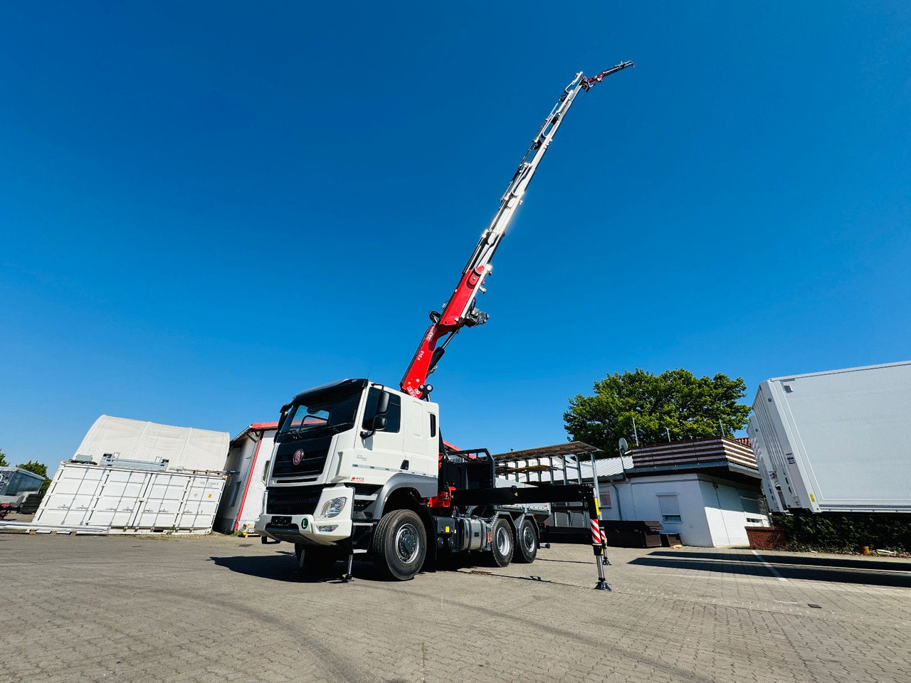 Tatra 6x6x6 Phoenix Fassi F545RA.2.27 L214 V20 - Camião de caixa aberta/ Plataforma, Camião grua: foto 2 Tatra 6x6x6 Phoenix Fassi F545RA.2.27 L214 V20 - Camião de caixa aberta/ Plataforma, Camião grua: foto 2