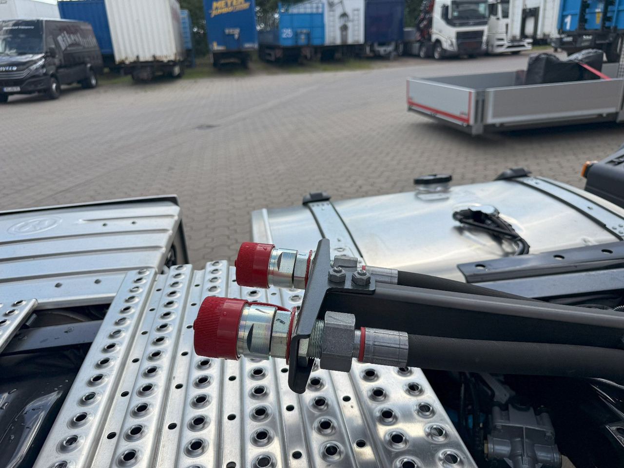 Tractor MAN TGX 18.480 4x2 HydroDrive Allrad mit Hydraulik: foto 14
